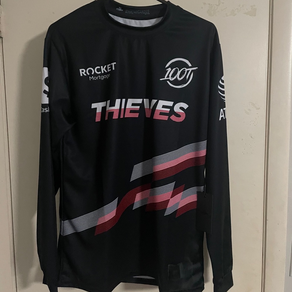 100 Thieves 2021 jersey